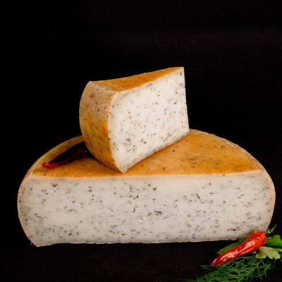 Goat cheese with Provencal herbs TM Zinka
